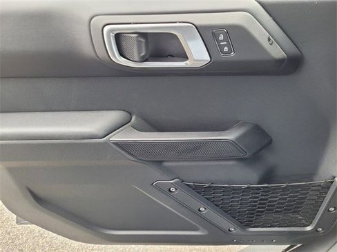 New 2025 Ford Bronco Badlands w/ Sasquatch Package image 24