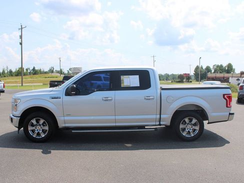 Used 2017 Ford F150 XLT w/ Equipment Group 302A Luxury RWD image 6