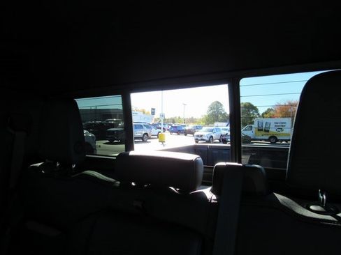 Used 2024 GMC Sierra 1500 AT4 w/ Technology Package image 27