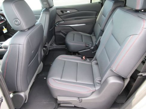 New 2026 Chevrolet Traverse Z71 w/ Driver Confidence Package AWD/4WD image 14
