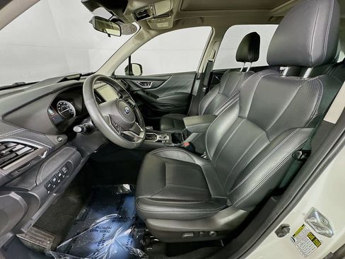 Used 2023 Subaru Forester Touring image 28