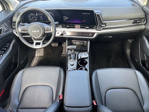 Used 2024 Kia Sportage SX image 16