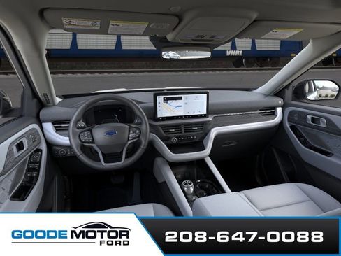 New 2026 Ford Explorer Platinum AWD/4WD image 9