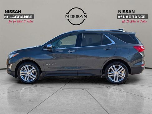 Used 2020 Chevrolet Equinox Premier w/ Premier True North Edition image 8