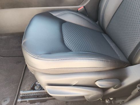 New 2026 Jeep Compass Latitude image 19