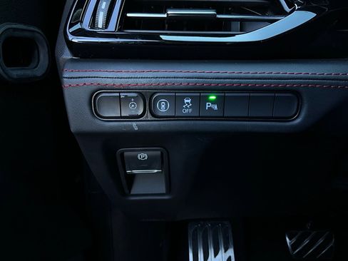 Used 2023 Acura MDX A-Spec image 25