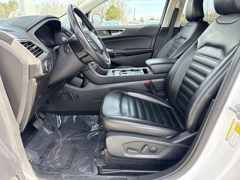 Used 2022 Ford Edge SEL image 29