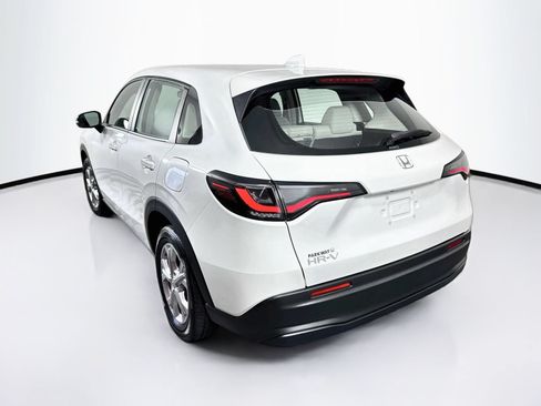 Used 2023 Honda HR-V LX image 5