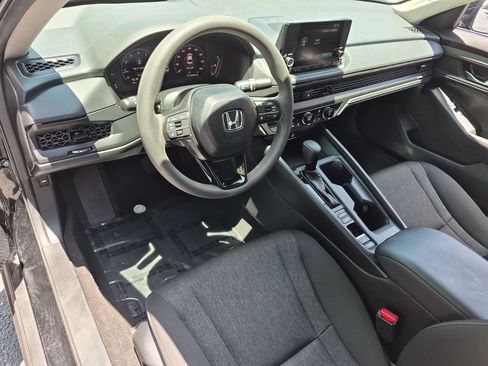 Used 2025 Honda Accord LX image 15