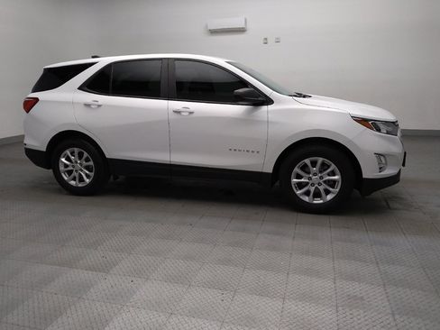 Used 2021 Chevrolet Equinox LS w/ LS Convenience Package image 11