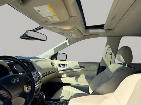 Used 2019 INFINITI QX60 Luxe w/ Essential Package image 17