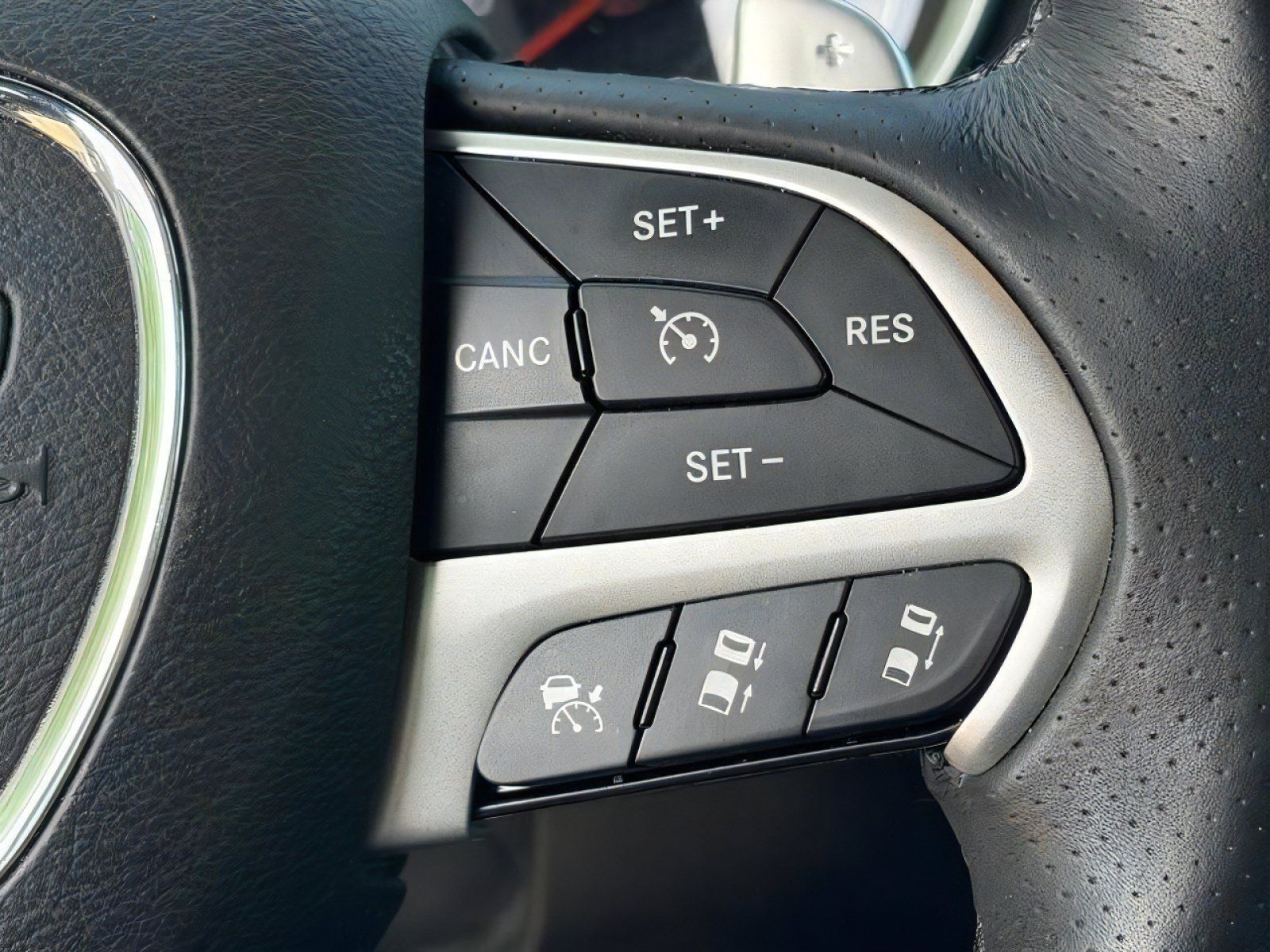 Used 2016 Dodge Charger R/T Scat Pack w/ Technology Group RWD image 22
