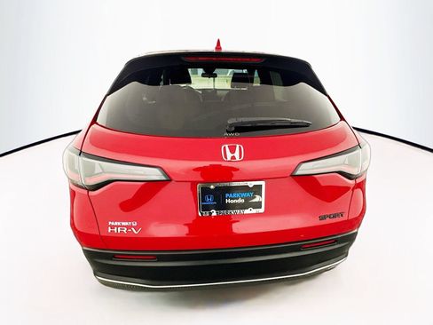 Used 2024 Honda HR-V Sport image 7
