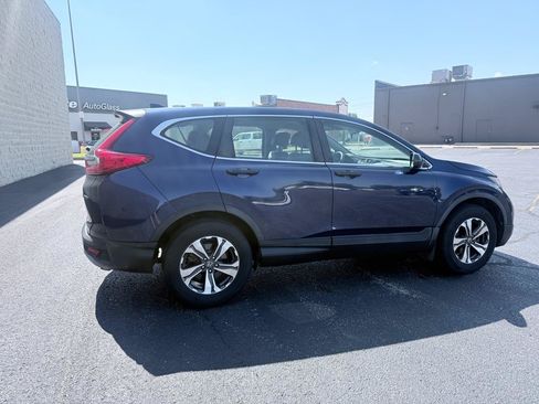 Used 2017 Honda CR-V LX image 5