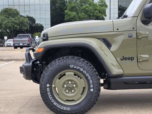 New 2026 Jeep Gladiator Willys AWD/4WD image 11