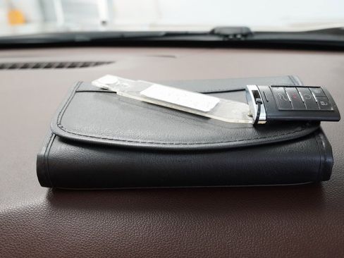 Used 2012 Cadillac SRX Luxury image 36