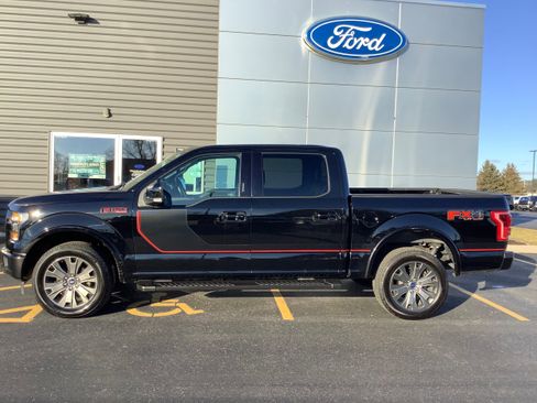 Used 2017 Ford F150 Lariat image 3