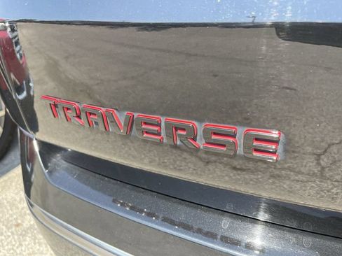 Used 2019 Chevrolet Traverse Premier w/ Redline Edition AWD/4WD image 7