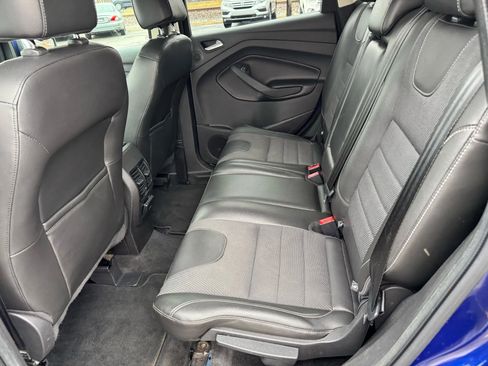 Used 2013 Ford Escape Titanium w/ Class II Trailer Tow Pkg image 25