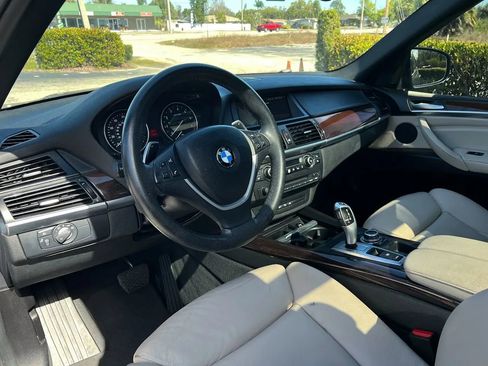 Used 2013 BMW X5 xDrive35i w/ Convenience Pkg image 11