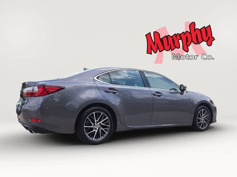 Used 2017 Lexus ES 350 w/ Luxury Package FWD image 5