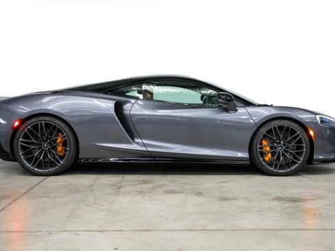 Used 2025 McLaren GTS RWD image 39