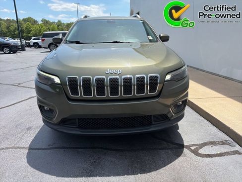 Certified 2019 Jeep Cherokee Latitude w/ Popular Appearance Group FWD image 4