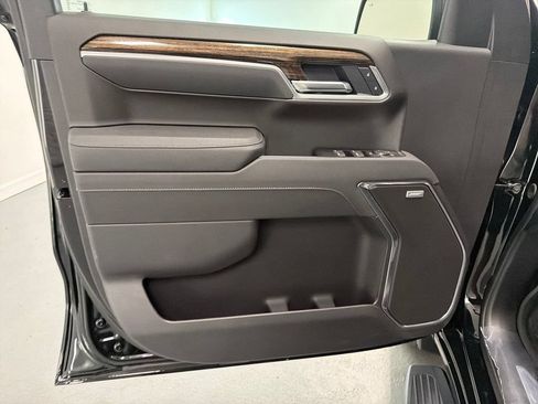 New 2026 GMC Sierra 1500 Elevation w/ Elevation Premium Package AWD/4WD image 11