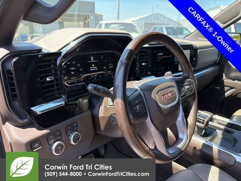 Used 2025 GMC Sierra 1500 SLT w/ SLT Convenience Package AWD/4WD image 2
