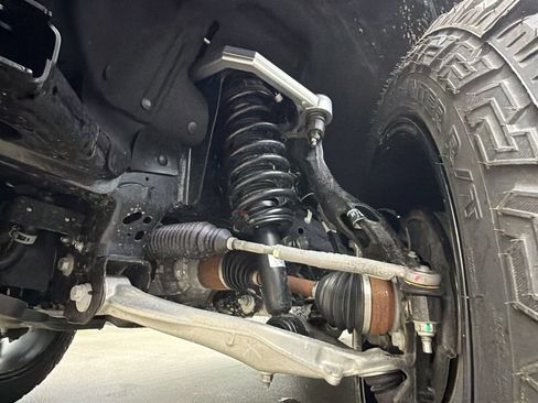 Used 2025 Ford Bronco Outer Banks AWD/4WD image 16