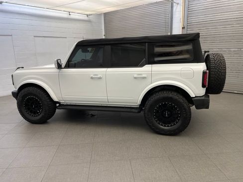 Used 2021 Ford Bronco Outer Banks AWD/4WD image 9
