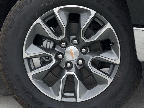 New 2026 Chevrolet Silverado 1500 LT w/ Texas Edition Plus AWD/4WD image 9