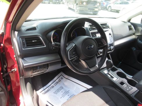 Used 2018 Subaru Outback 2.5i Premium AWD/4WD image 18