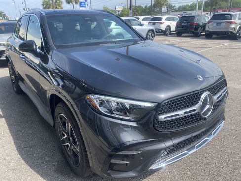 New 2025 Mercedes-Benz GLC 300 4MATIC image 5