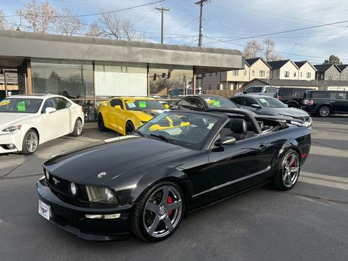 Used 2007 Ford Mustang GT Premium RWD image 1