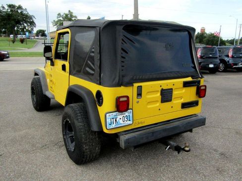 Used 2006 Jeep Wrangler X image 4