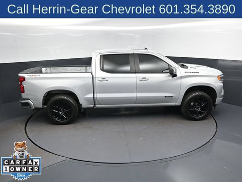 Used 2022 Chevrolet Silverado 1500 RST w/ Convenience Package II AWD/4WD image 34