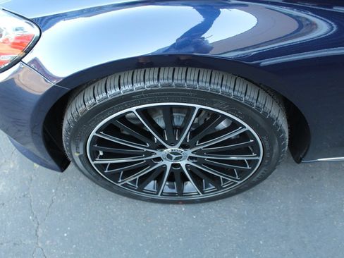 Used 2019 Mercedes-Benz C 300 Sedan image 12