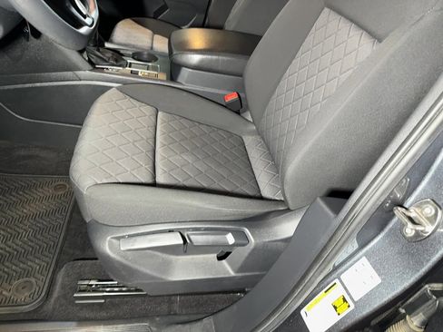 Used 2018 Volkswagen Atlas S image 41