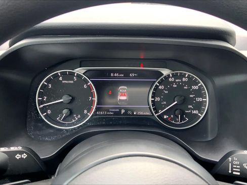 Used 2024 Nissan Rogue S FWD image 24