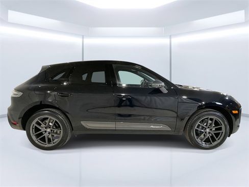 New 2026 Porsche Macan Turbo image 5