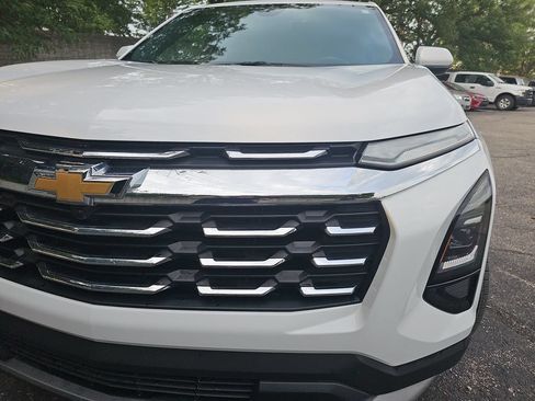 Used 2026 Chevrolet Equinox LT FWD image 30