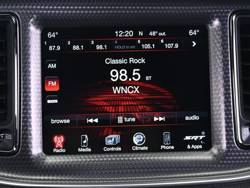 Used 2015 Dodge Challenger SRT Hellcat image 28