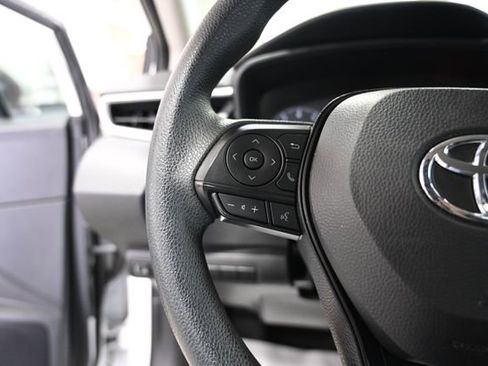 Used 2023 Toyota Corolla LE FWD image 19