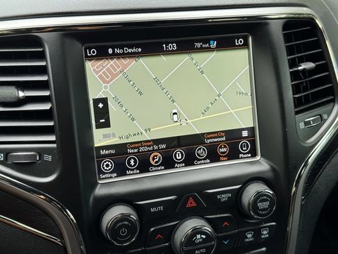 Used 2018 Jeep Grand Cherokee High Altitude AWD/4WD image 21