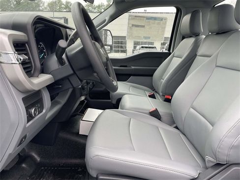 New 2026 Ford F550 XL image 15