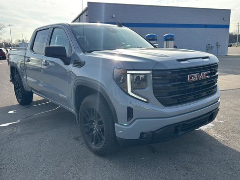 Used 2024 GMC Sierra 1500 Elevation image 9