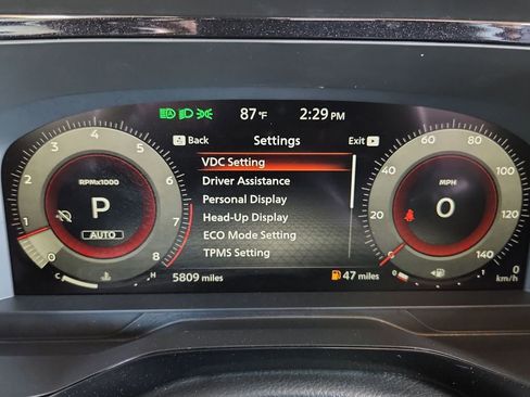 Used 2025 Nissan Pathfinder Platinum w/ Cargo Package image 29