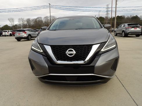 Used 2022 Nissan Murano S image 3