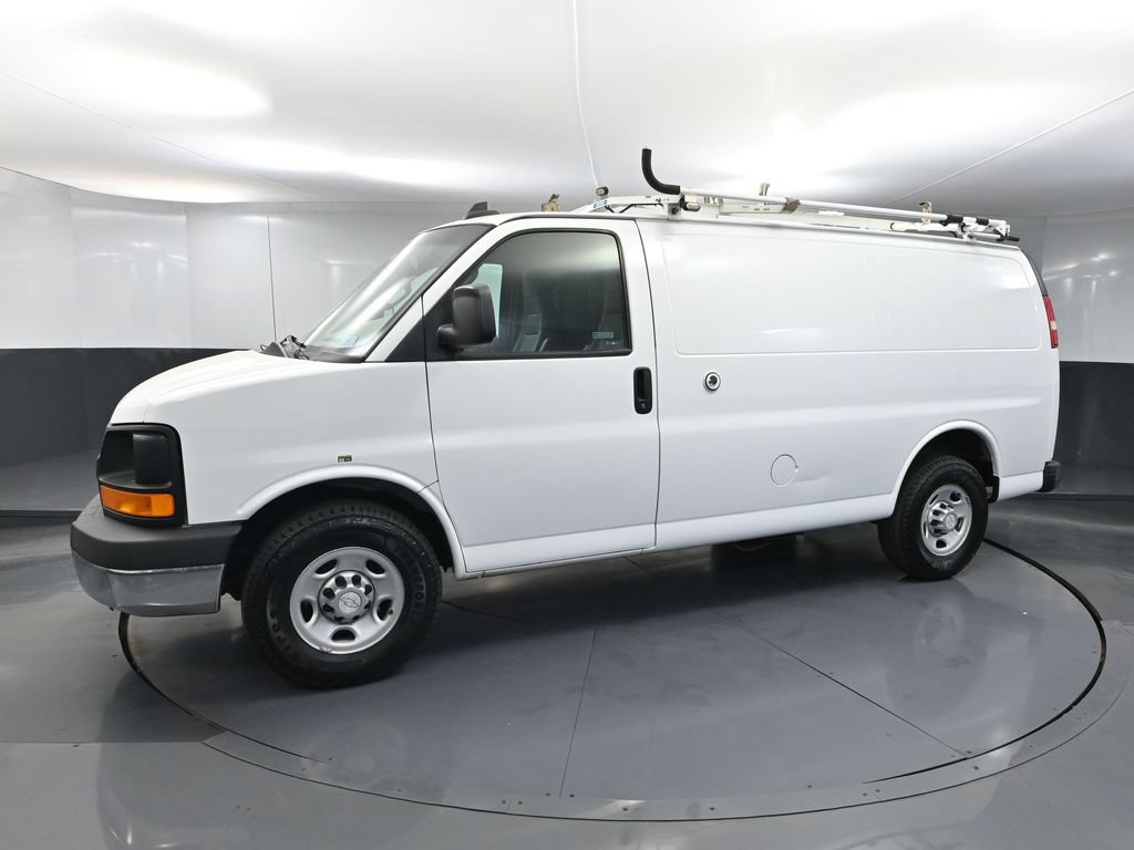 Used 2016 Chevrolet Express 2500 RWD image 8